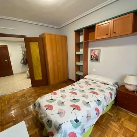 Apartman En Pleno Centro Oviedo